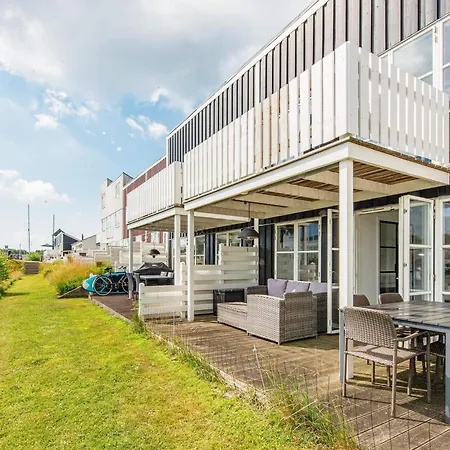 On A In אבלטופט